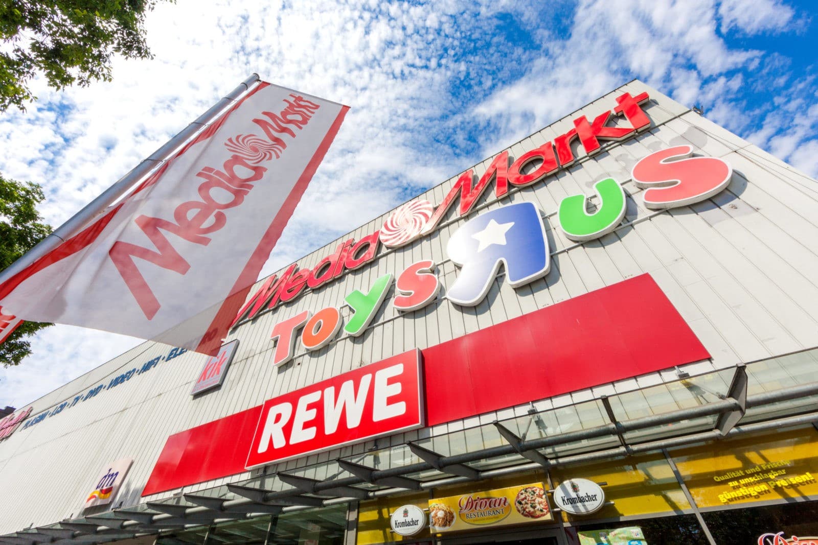 Referenzen DI-Gruppe Retail