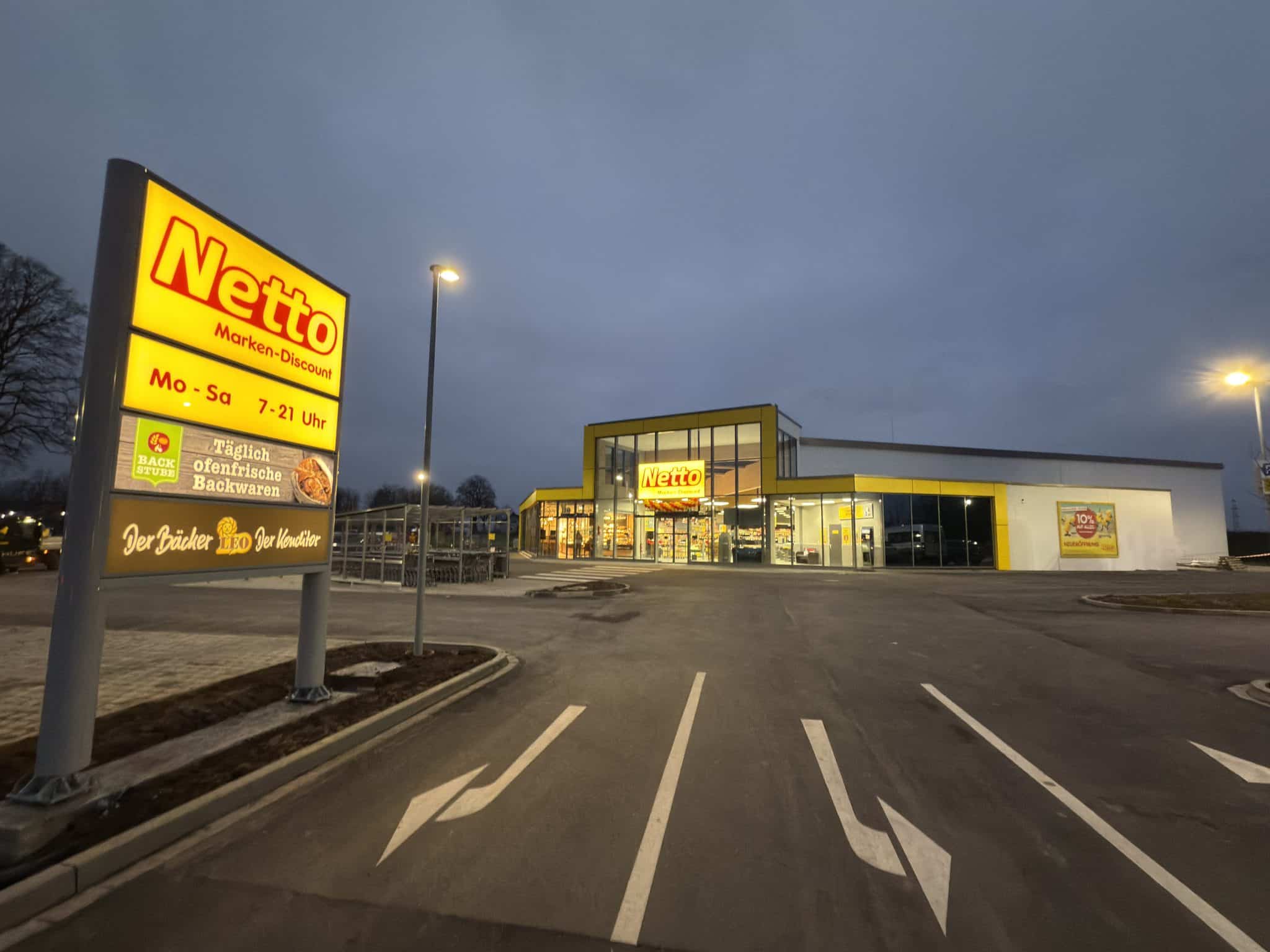 Der von Asset Manager Jagdfeld Real Estate entwickelte und gebaute Netto Markt in Düren-Arnoldsweiler wurde am 9.12.25 eröffnet